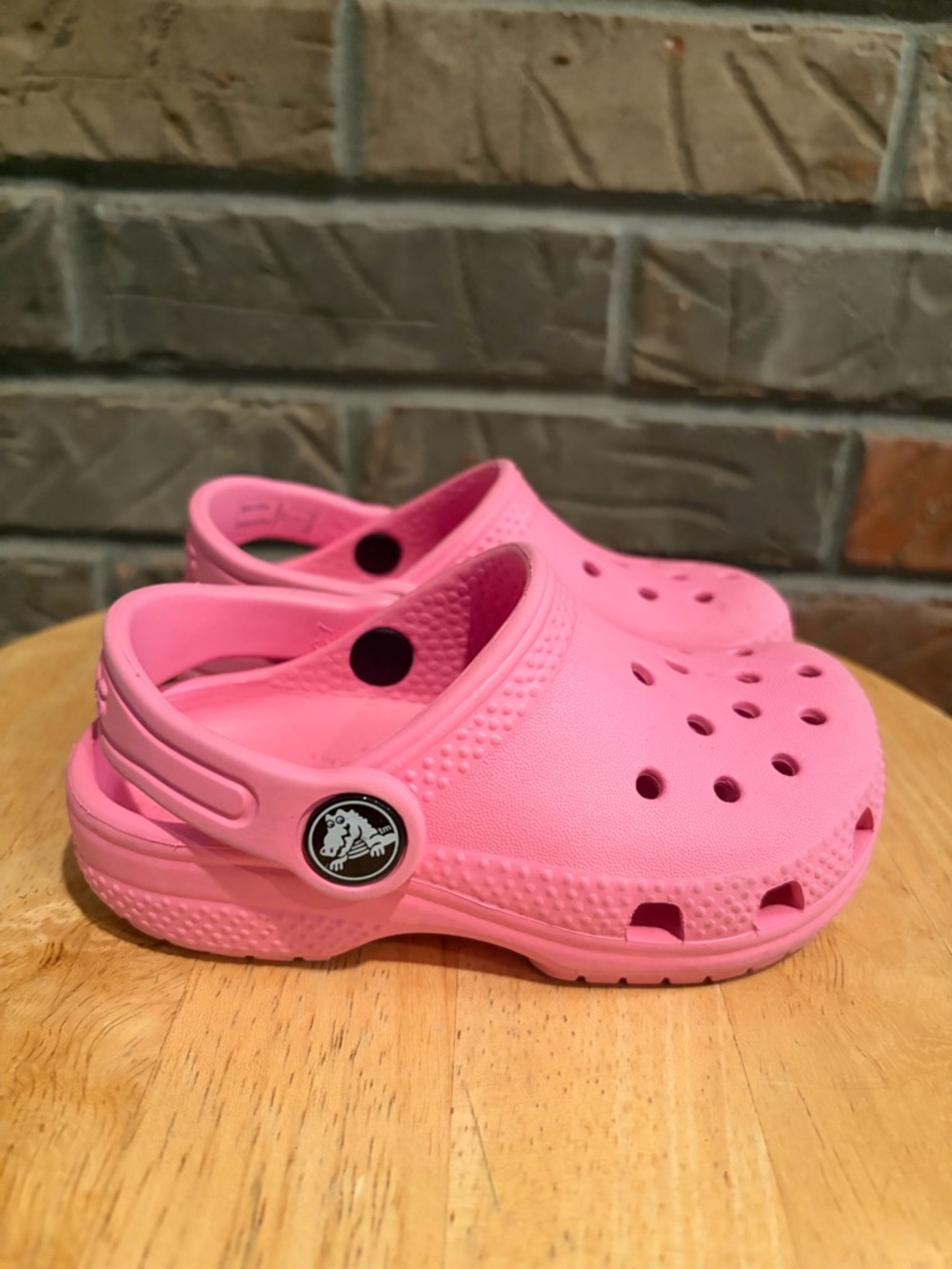 Crocs Classic Clogs Size C 7 Pink